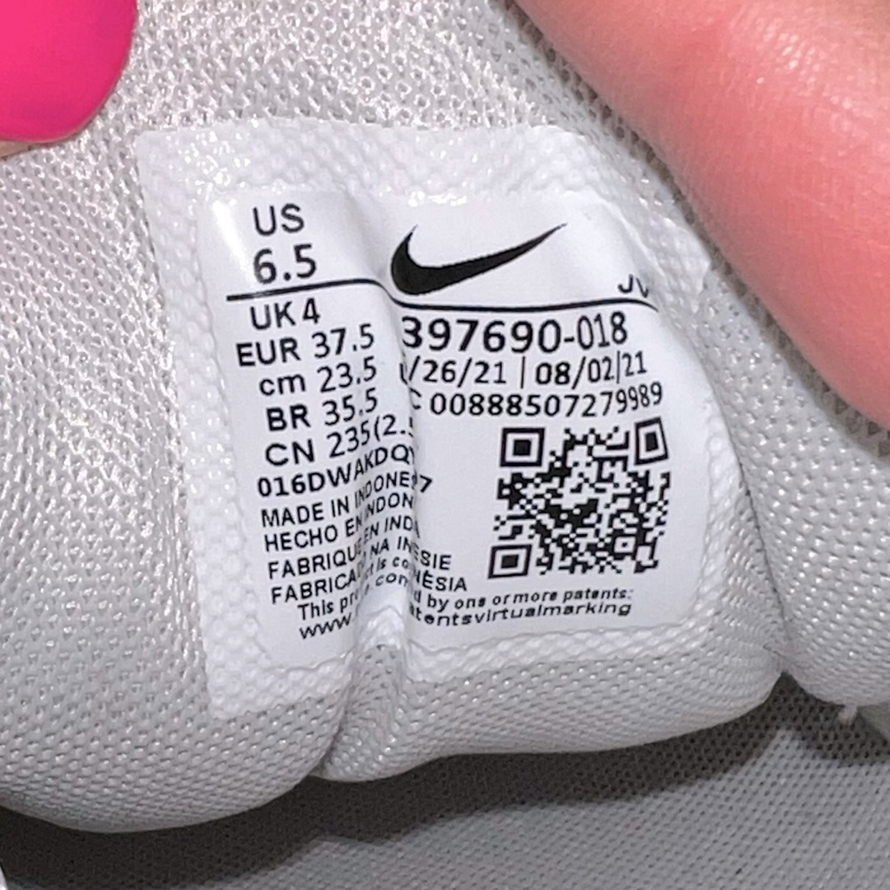 Nike Air Max - Picture 3 of 5